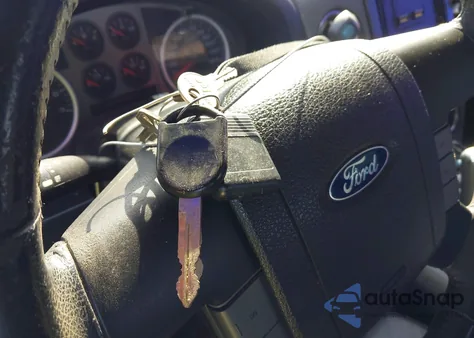 2007 Ford F-150 Xlt из США, поврежденный, VIN 1FTRW12W67KD64371